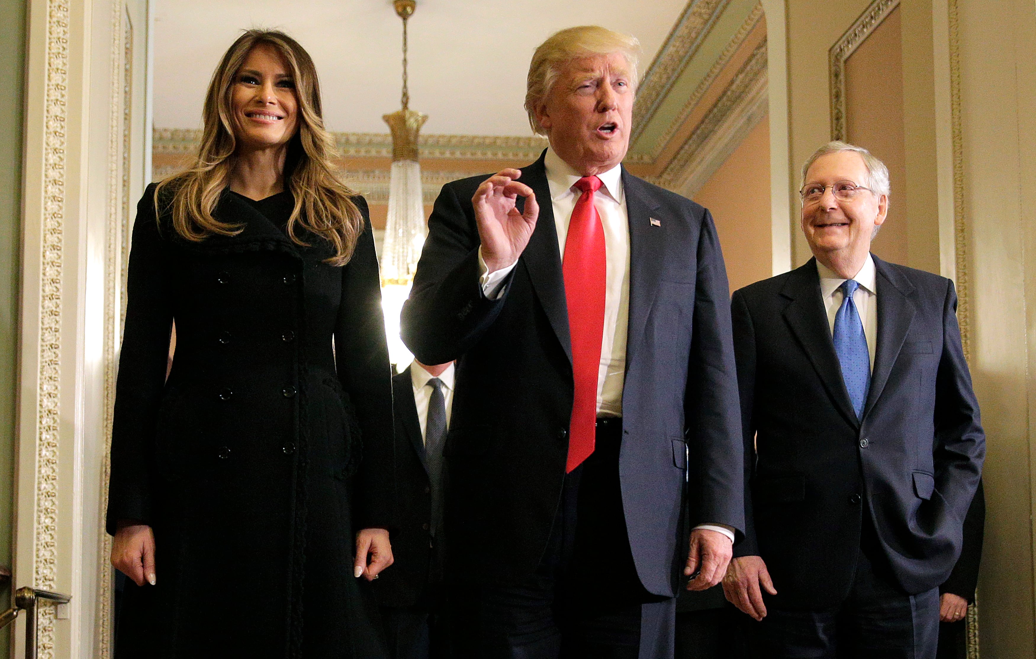 McConnell could have voted to convict Trump during his second impeachment trial, but let him off the hook. / Joshua Roberts / REUTERS