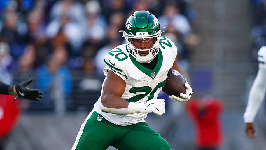 Jets RB Breece Hall: Rocket runner comes in at No. 2 on 2026 ranking