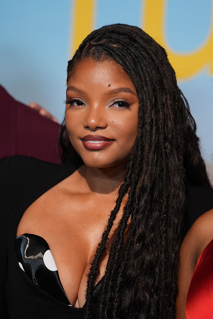 These Beautiful Black Women Have the Most Insane Face Cards