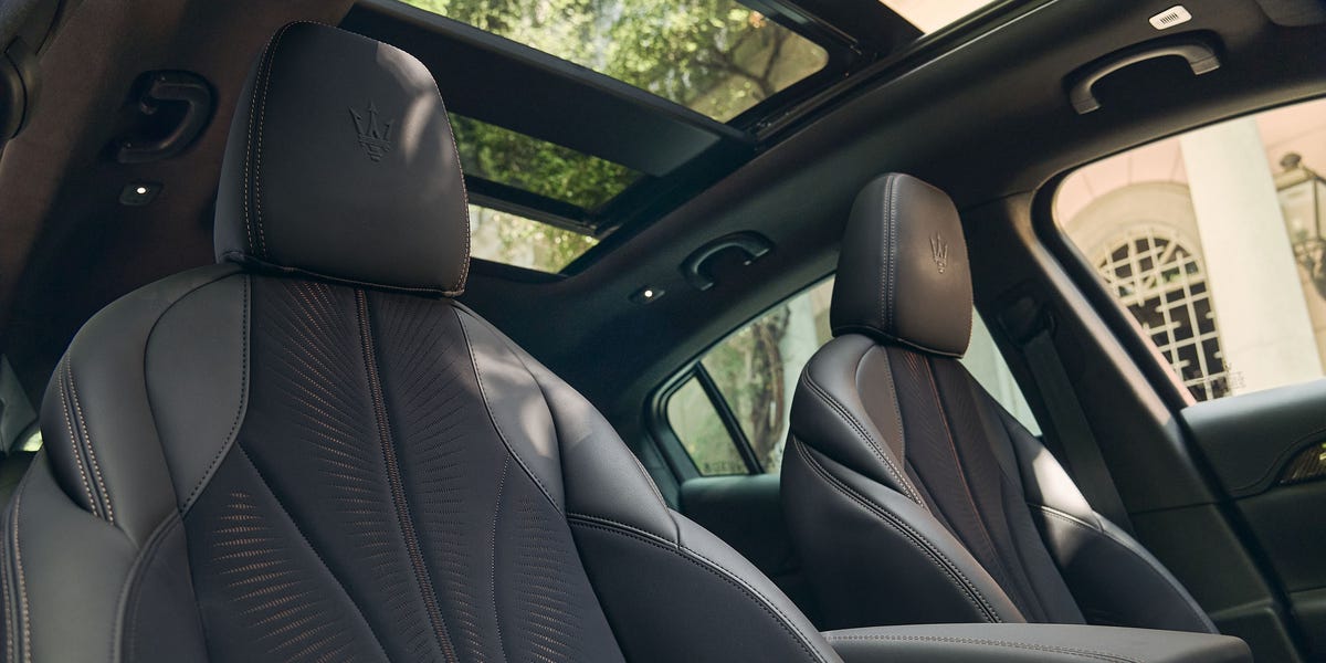 View interior photos of the 2027 Maserati Grecale Folgore