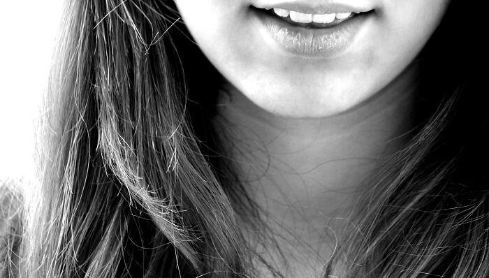 Wealth In The Details: 30 People Are Sharing Small Things That Give Away Someone Has Money