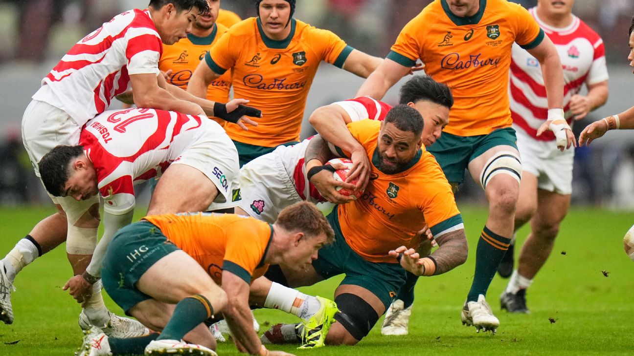 Less Kiss recalls Lukhan Salakaia-Loto in first Wallabies squad