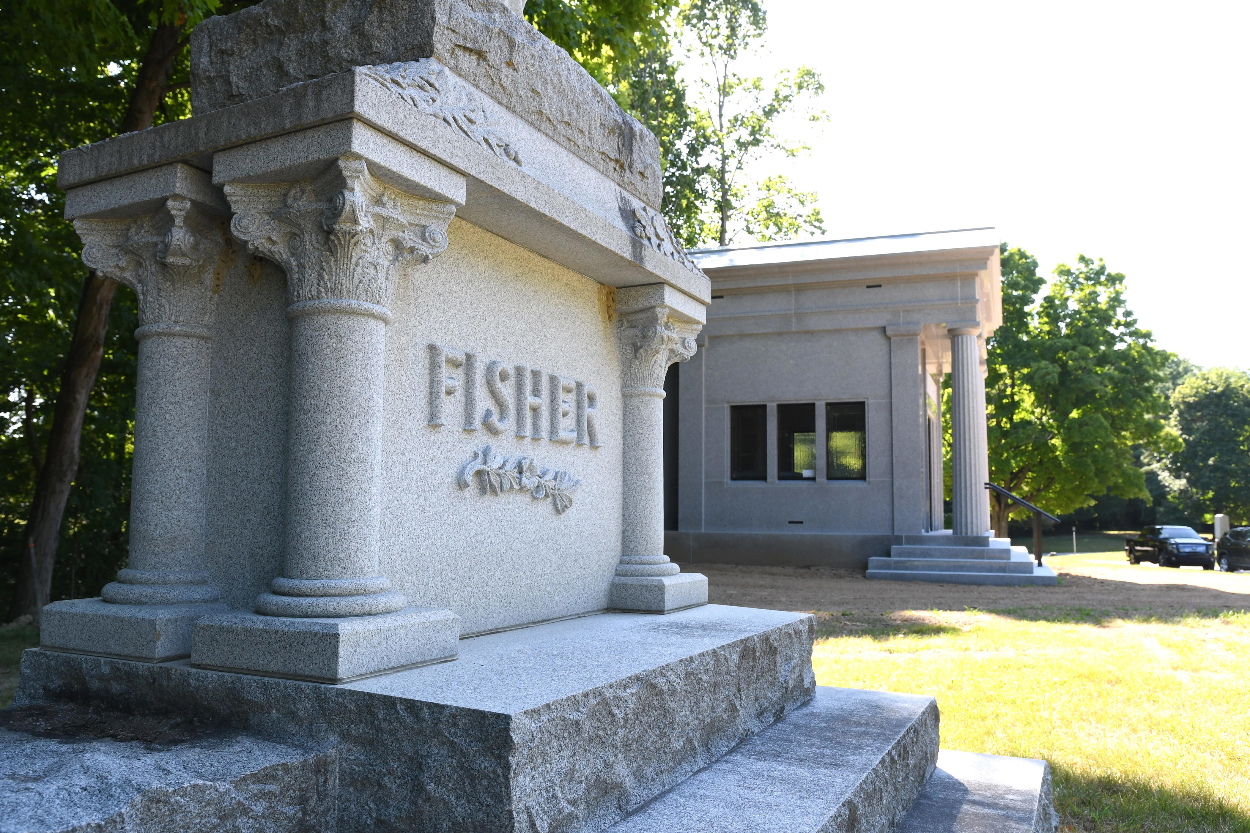 Man accused of dumping animal remains at Southfield cemetery entrance