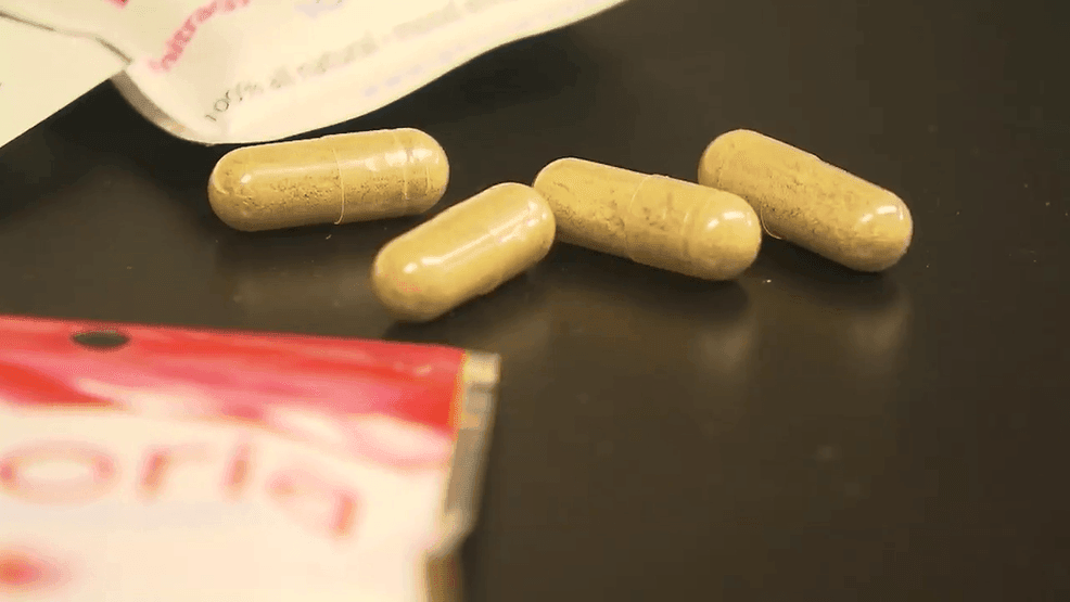 Gas station employee accused of selling kratom from car trunk in Robertson County