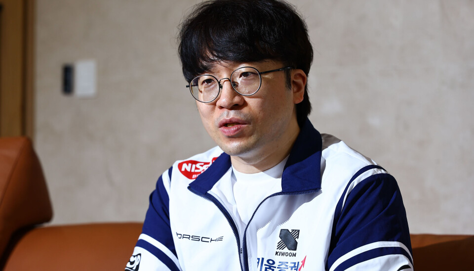 Tekken pro-gamer Bae Jae-min, whose player name is Knee, speaks during an interview with the JoongAng Ilbo in western Seoul on July 1.
