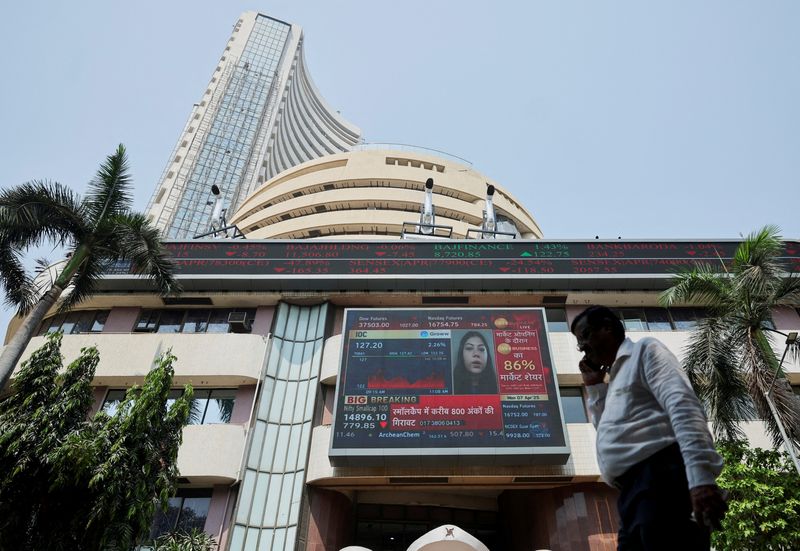 Indian shares likely to fall as oil surge dents sentiment
