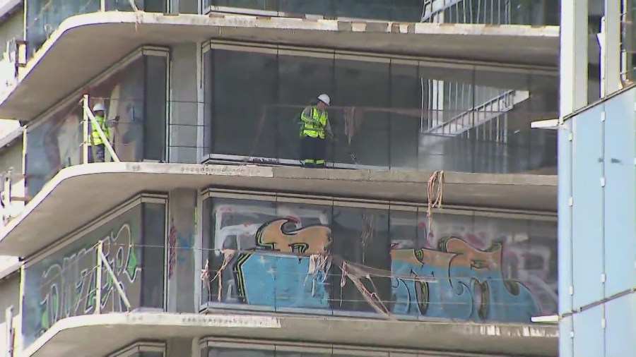 L.A.’s notorious graffiti towers are finally getting cleaned up