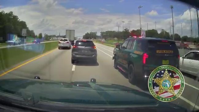 Florida woman pepper-sprayed, arrested after reckless driving confrontation