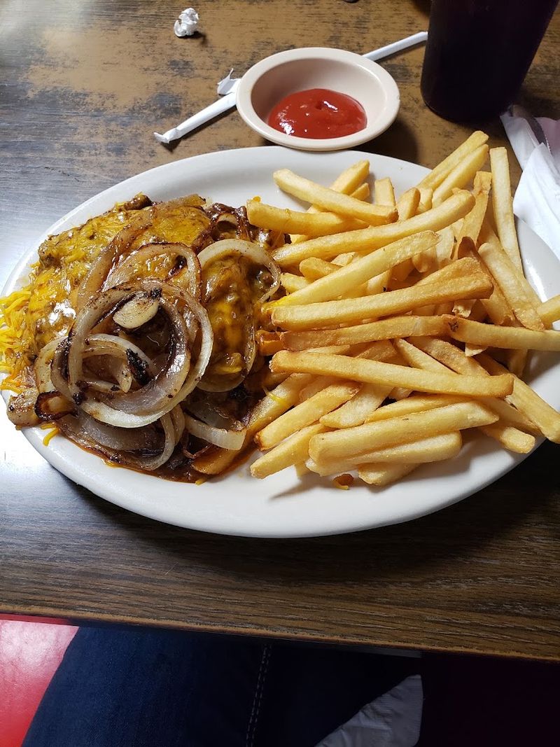 Wee Too Restaurant