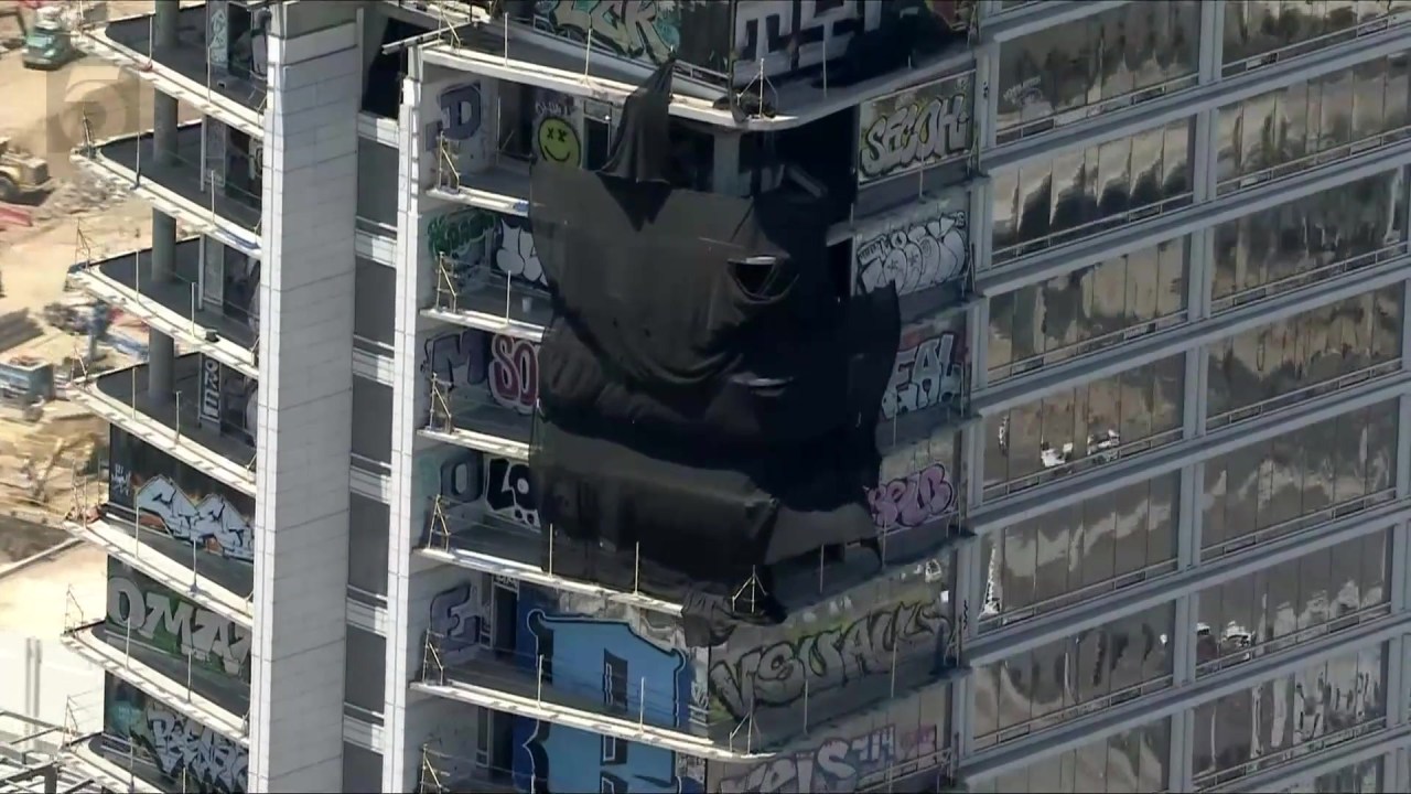 DTLA graffiti tower cleanup aerials