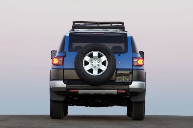 Toyota FJ Cruiser rear