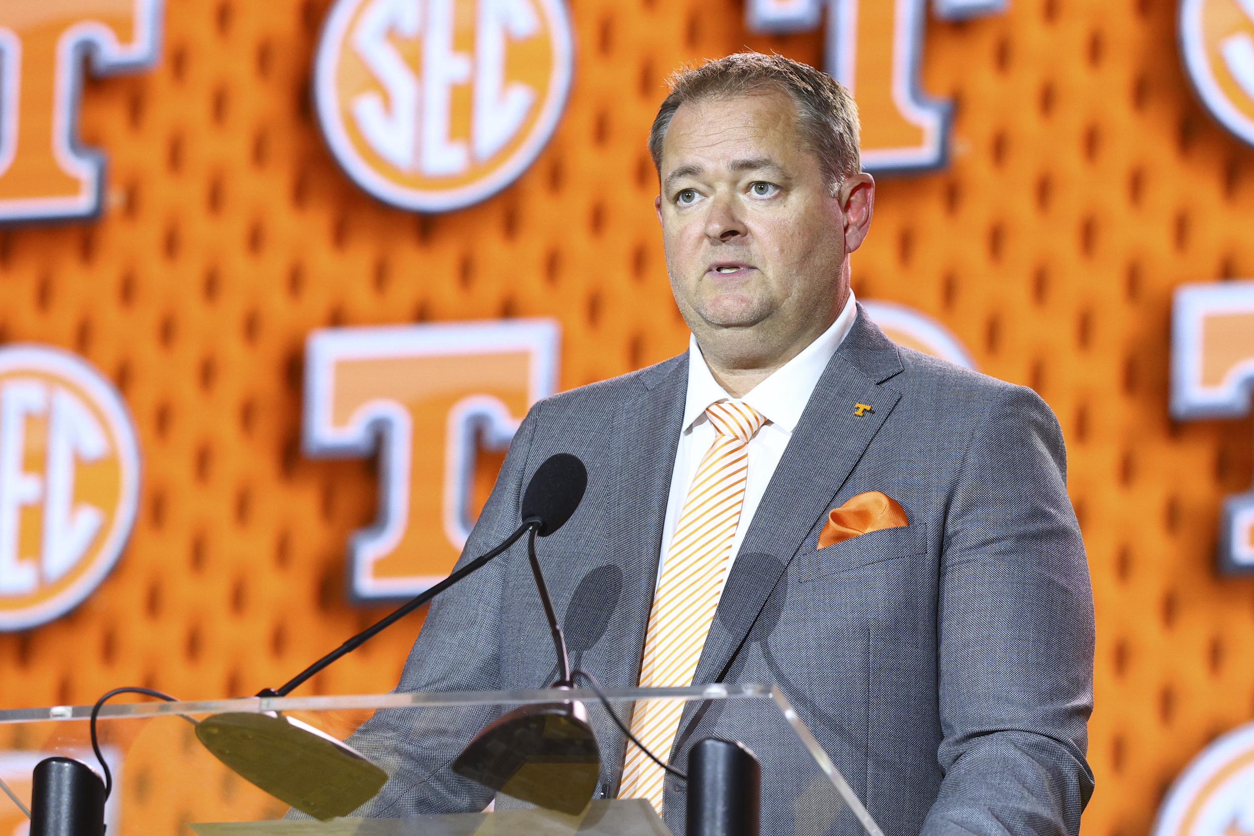 Josh Heupel, Tennessee land five-star 'weapon' in massive recruiting win