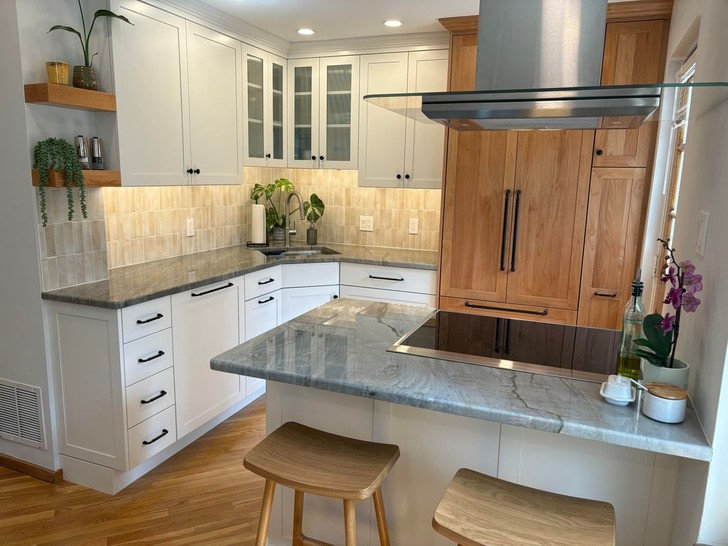 13 Homeowners Who Discovered a Fresh Backsplash Can Change Everything