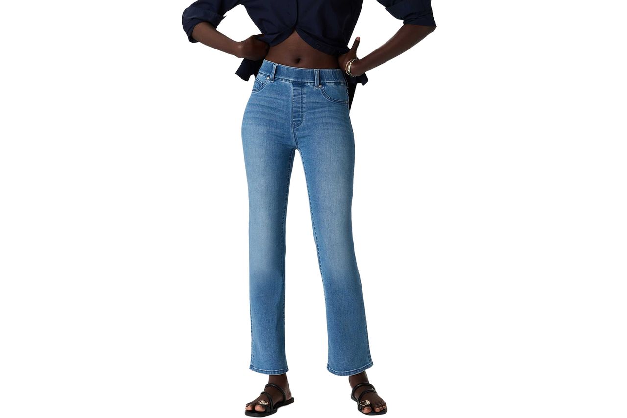 Nina Stretch Pull-On Kick Flare Jeans
