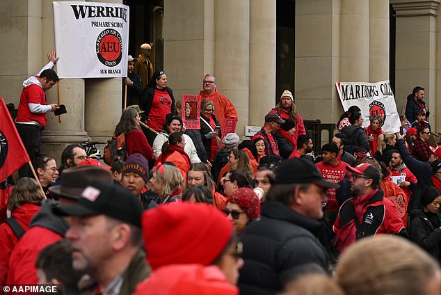 Ahead of Thursday's rally, the union's Victorian branch president Justin Mullaly acknowledged the vote was tight but said educators would nonetheless be out in force