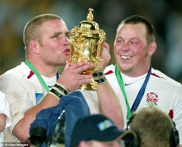 World Cup winners Phil Vickery and Steve Thompson are part of the landmark legal case that could collapse after the claimants’ lawyer confirmed his intention to step away