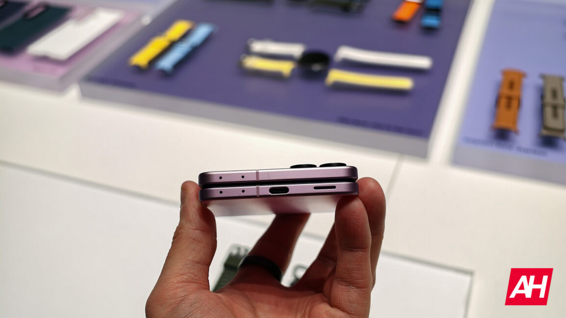 Samsung Galaxy Z Flip 8 AH 17