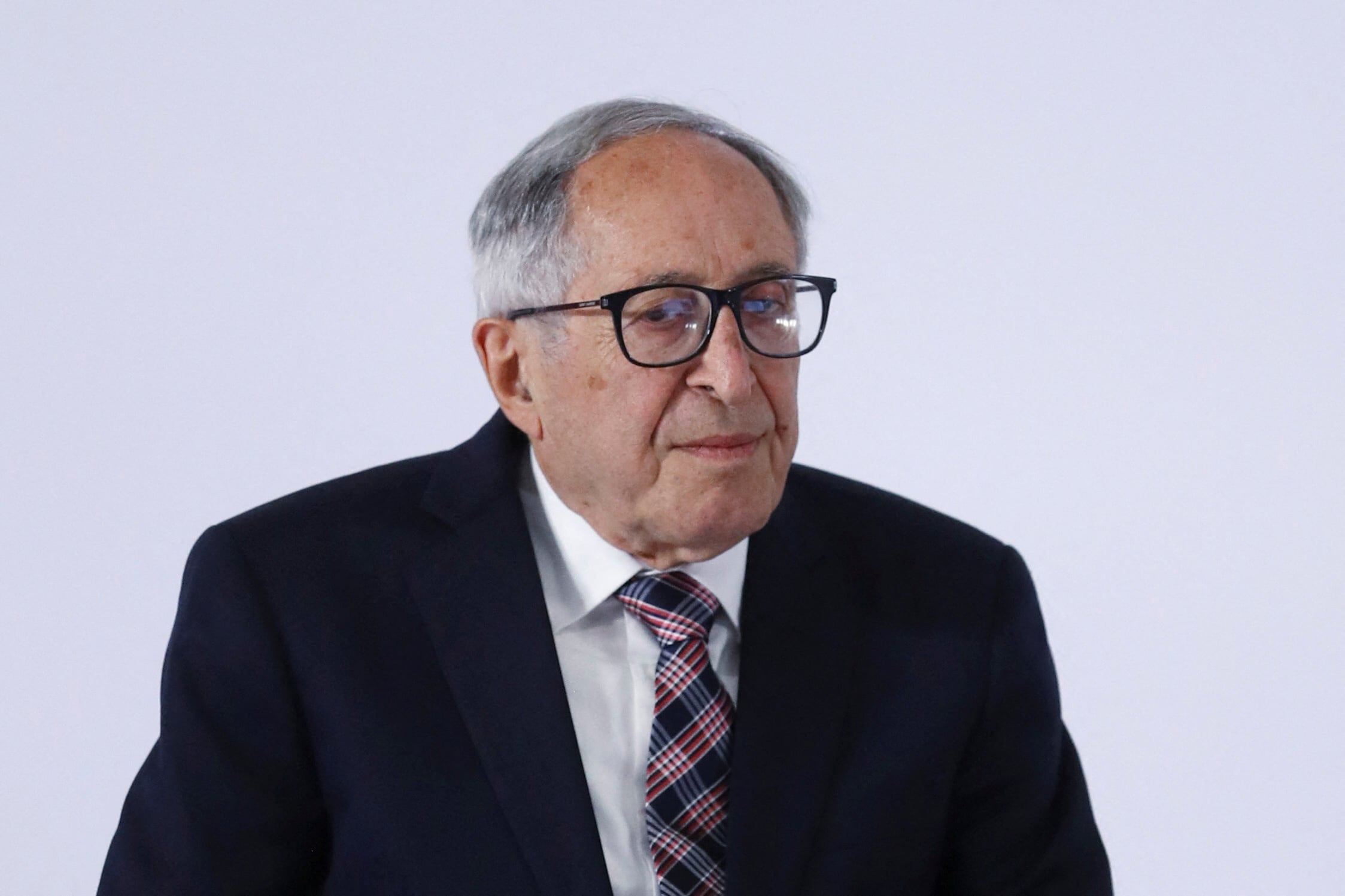 Mexican health minister David Kershenobich said no evidence has been found showing that the lettuce originated from Guanajuato in central Mexico. / Raquel Cunha / REUTERS