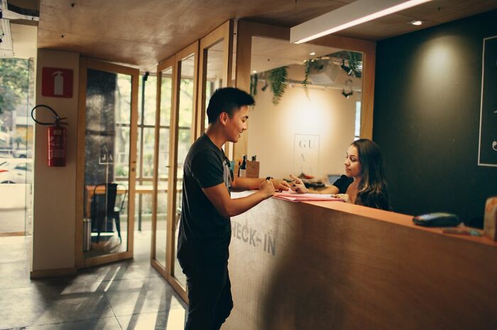 59 People Reveal Industry Secrets Companies Would Probably Rather Keep Quiet