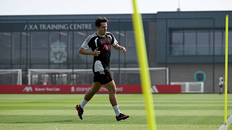 Federico Chiesa transfer latest as Liverpool exit plan emerges