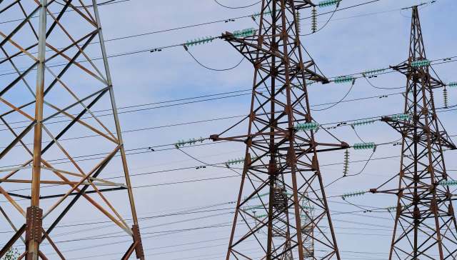 New York orders $50 million in utility penalties returned to customers after service failures