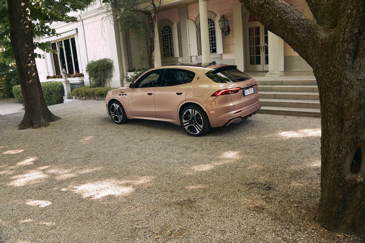 View Exterior Photos of the 2027 Maserati Grecale Folgore