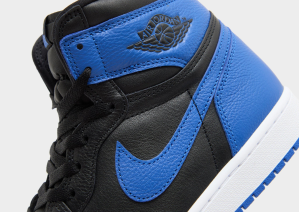 Air Jordan 1 Retro High OG Royal (detail).