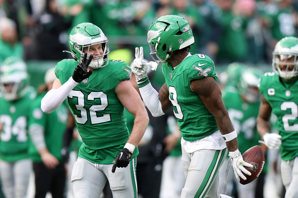 CJ Gardner-Johnson reacts with Eagles teammates against Dallas Cowboys in 2024