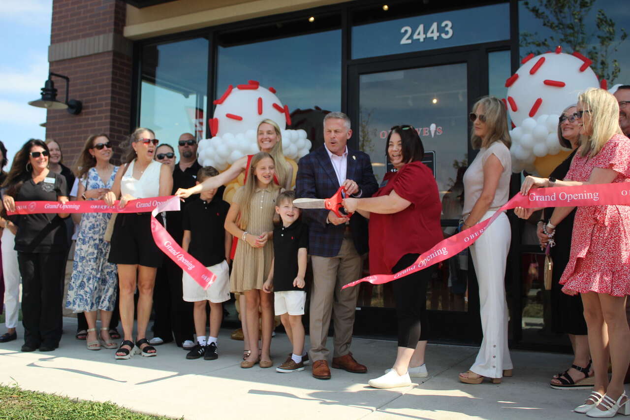 Oberweis opens its first Metro East ice cream store in Glen Carbon