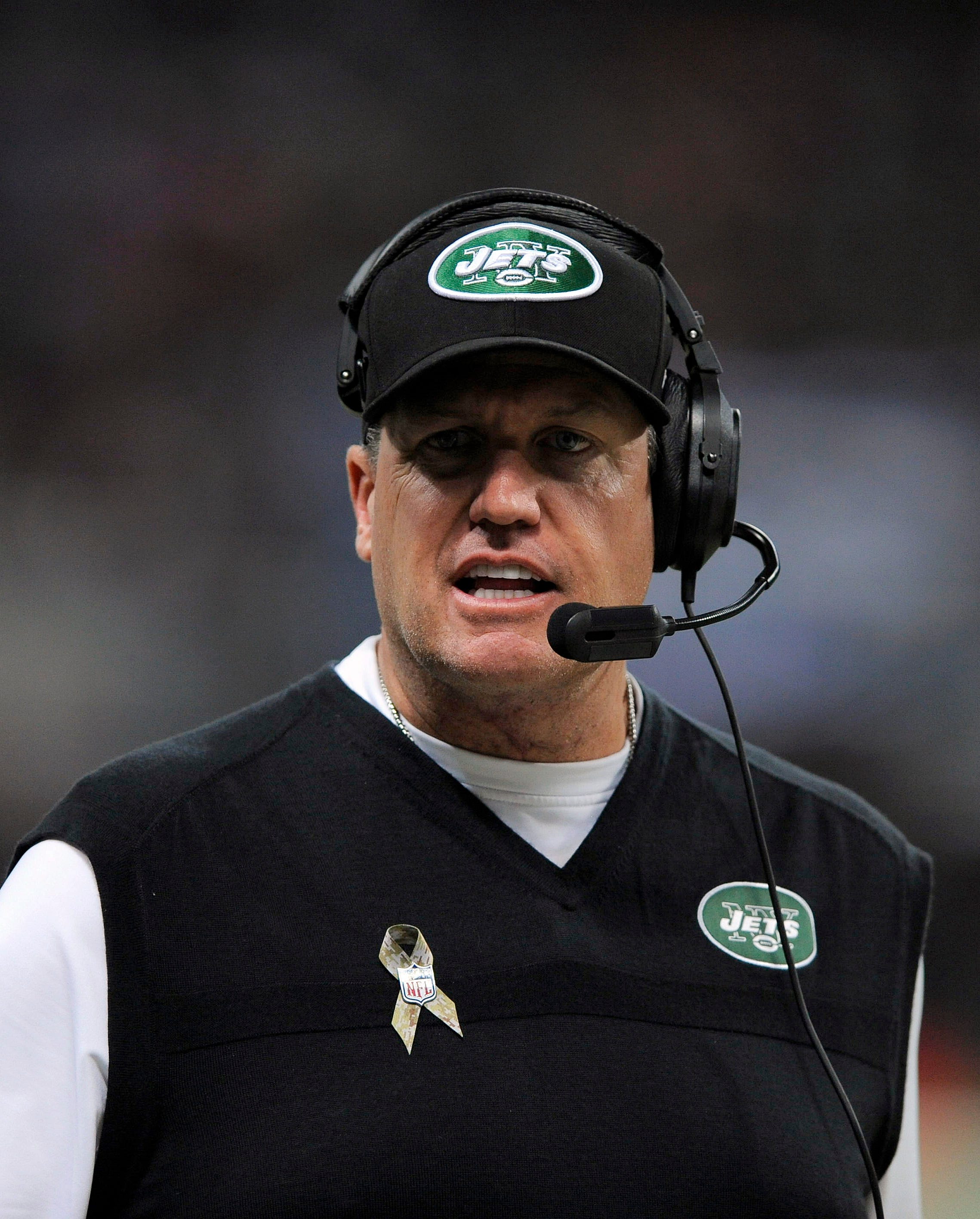 Former NFL head coach unloads harsh criticism on Shedeur Sanders