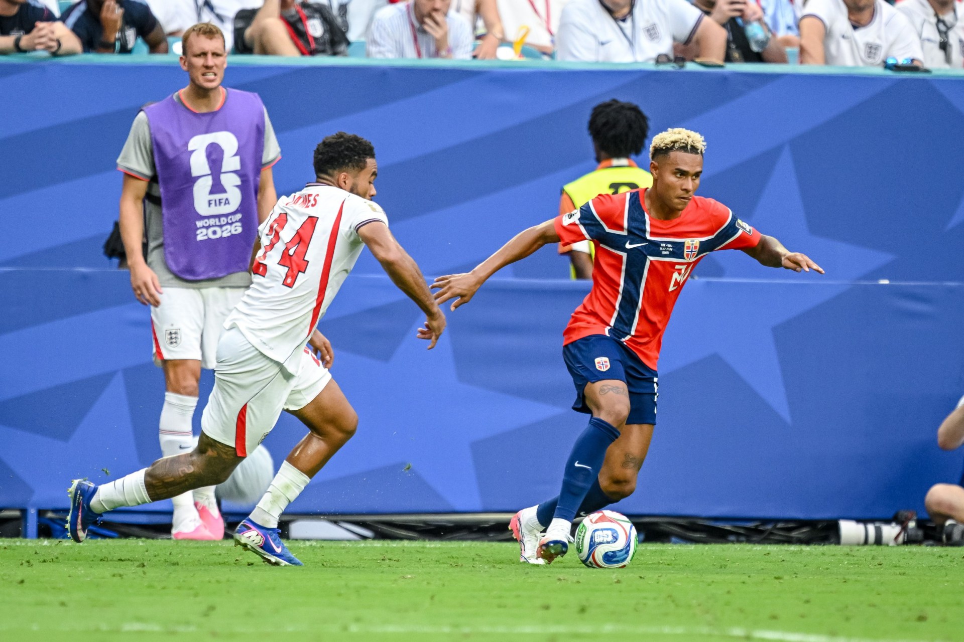 Miami Gardens, United States - July 11: Reece James of England and Antonio Nusa of Norway battle for the ball during the FIFA World Cup 2026 Quarter Final match between Norway and England at Miami Stadium on July 11, 2026 in Miami Gardens, United States. (Photo by Harry Langer/DeFodi Images/DeFodi via Getty Images)