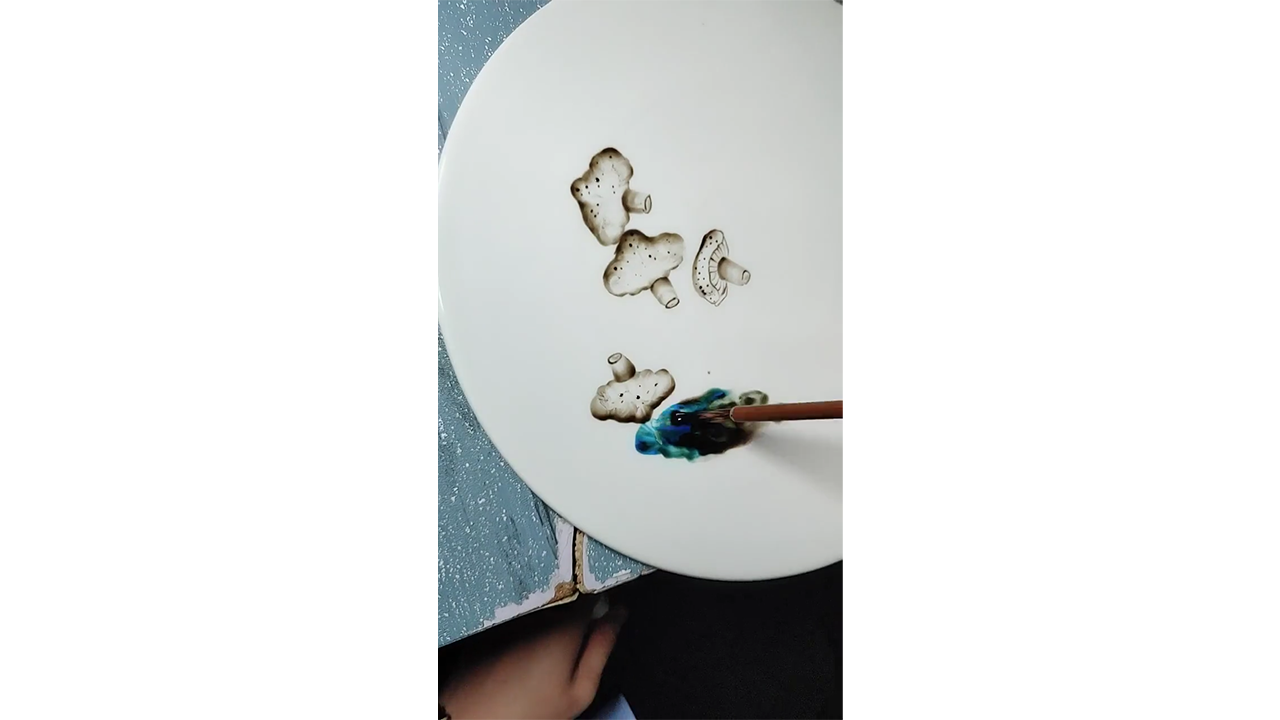 Drawing realistic mushroom illustration with colored ink creating ...