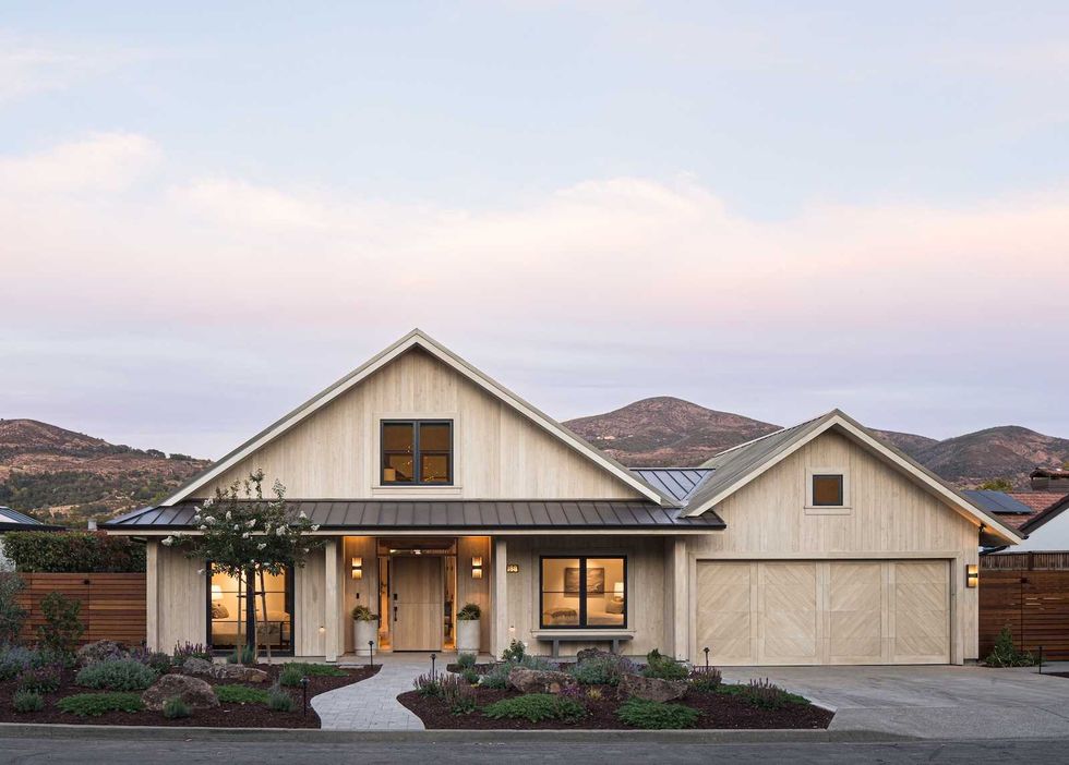 Exterior renovation, Houzz 2026 Outdoor Trends Study | Photo by Adam Potts / Sarahliz Lawson Design