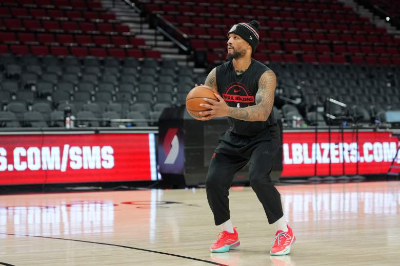 Portland Trail Blazers guard Damian Lillard shoots the ball. (Photo by Soobum Im/Getty Images)