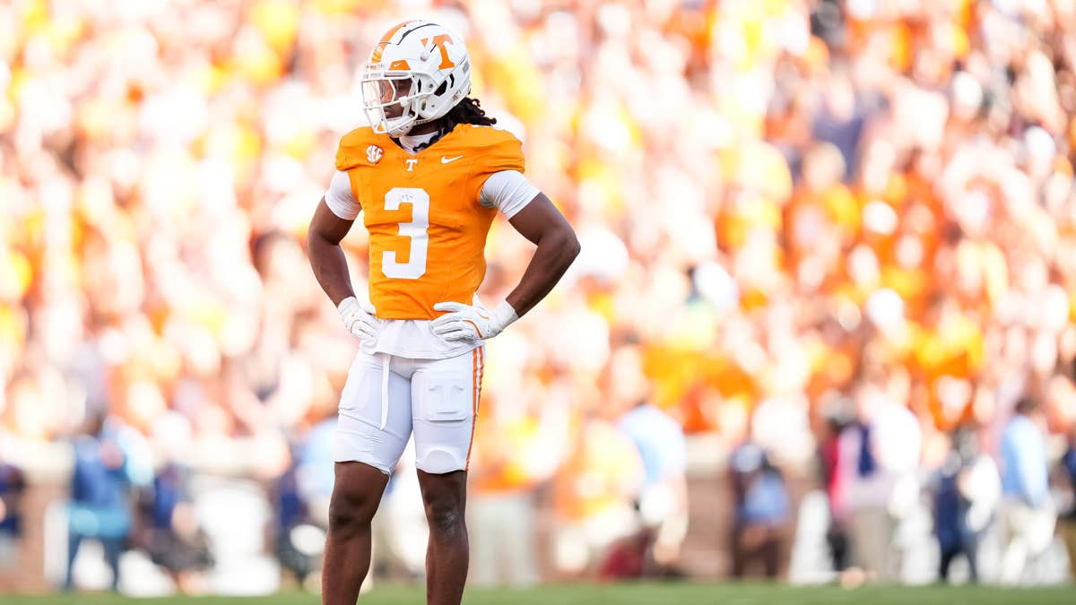 tennessee-defensive-back-jermod-mccoy-3-during-an-sec-conference-game-between-tennessee-and-alabama-in-neyland-stadium-on