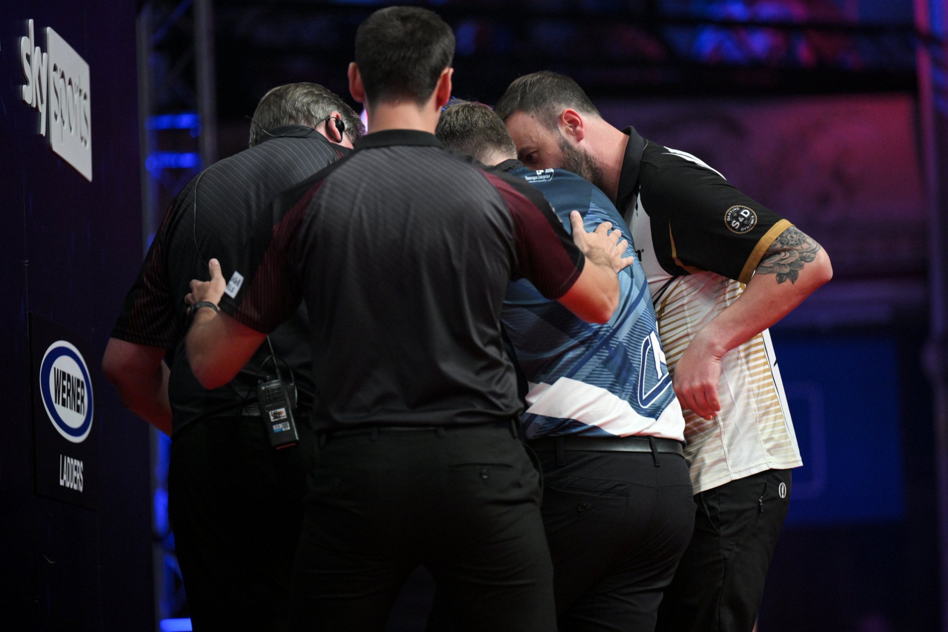 World Matchplay Darts suspended as Cameron Menzies suffers medical issue on stage