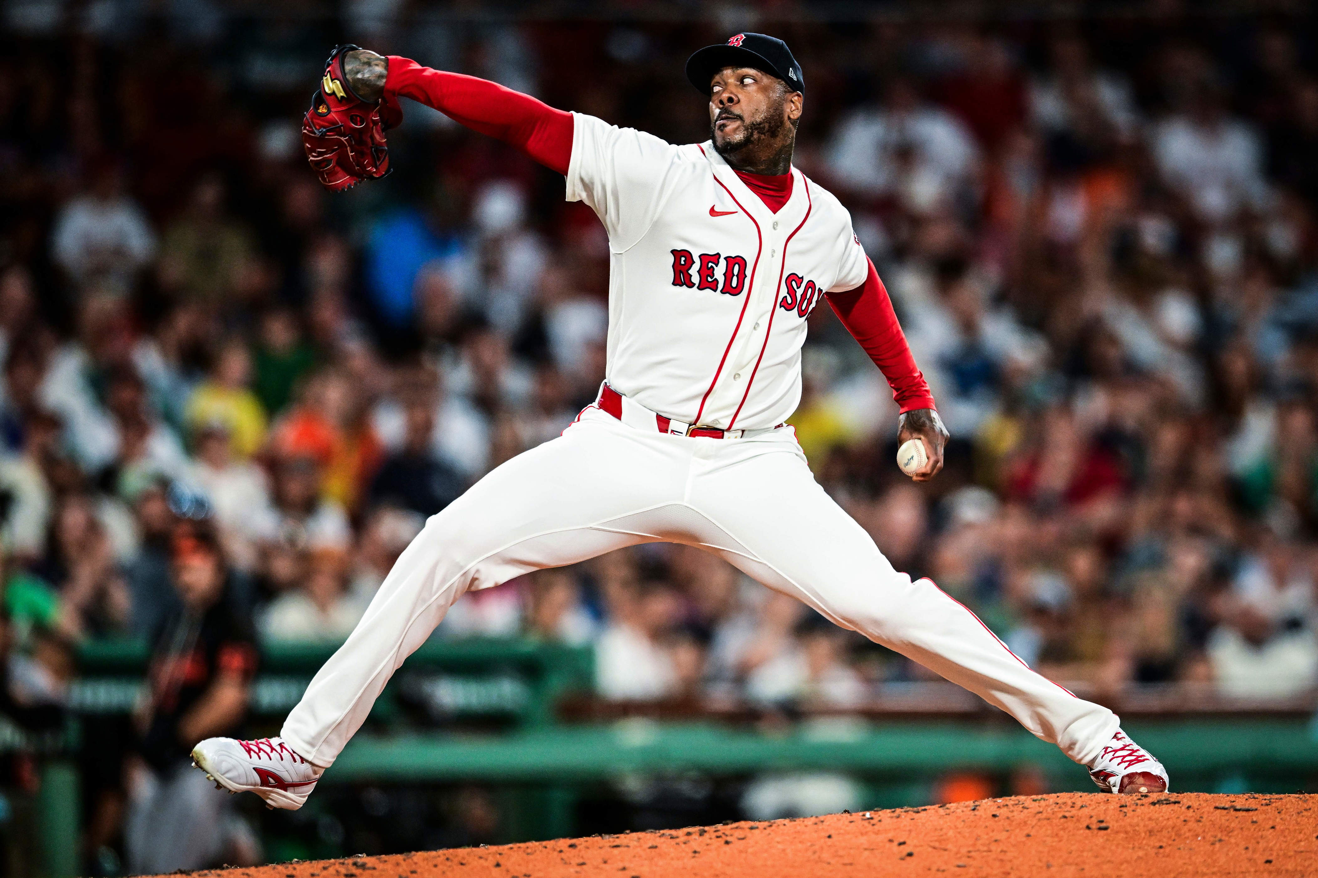 Red Sox shut down latest Aroldis Chapman trade rumor amid 15-game win streak
