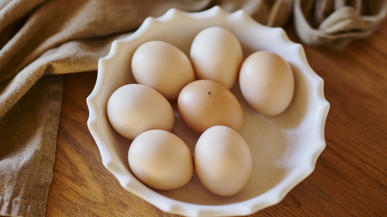 The Ridiculous Egg Storage Hack That Had Breakfast Brands Divided