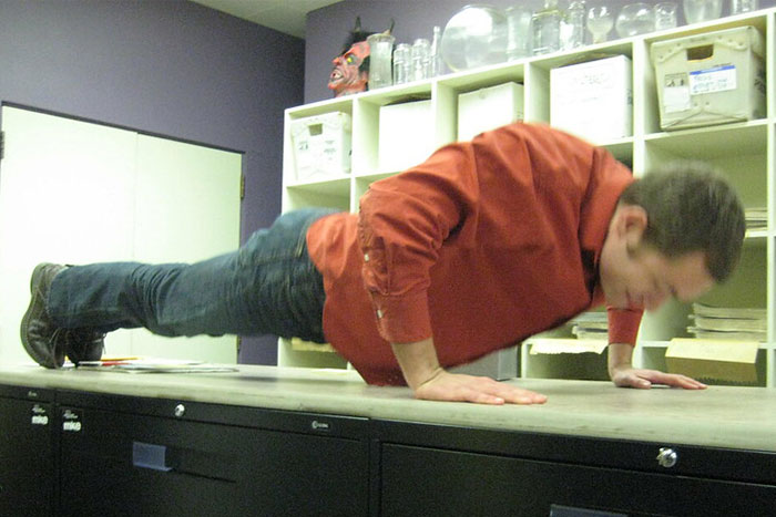 Workplace Absurdities: 36 Stories About The Frustrations Employees Faced