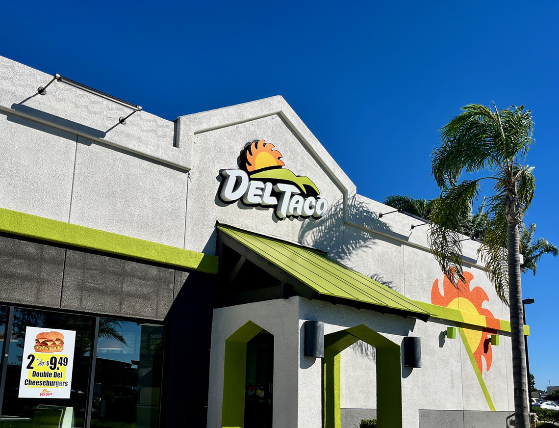 Del Taco is the No. 1 fast food chain in the United States, according to USA Today readers.