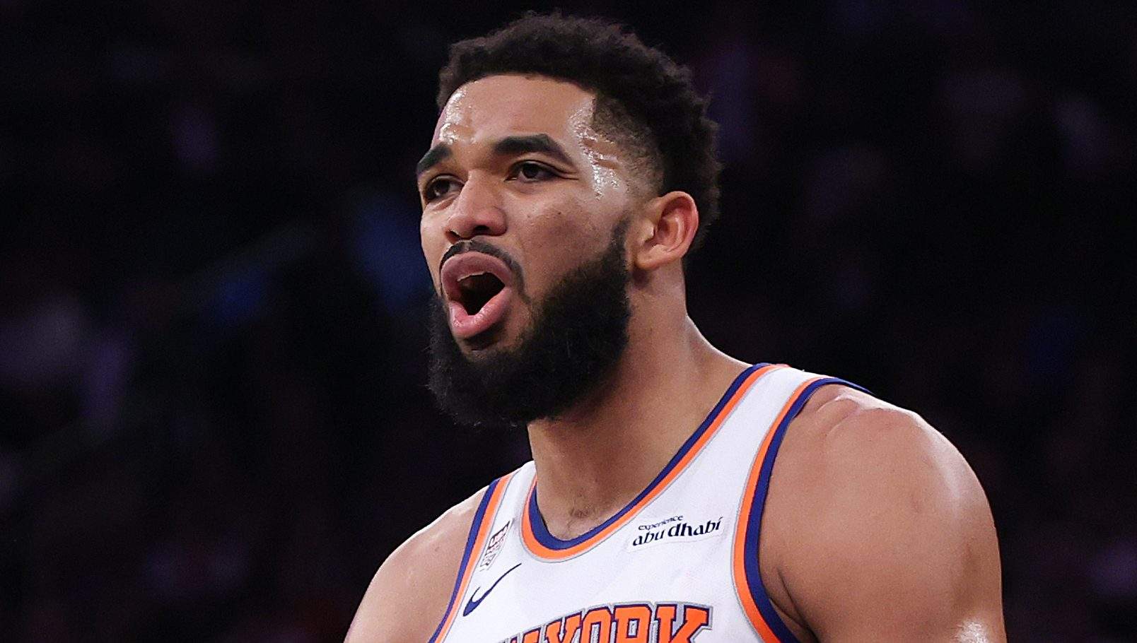 Knicks facing 'uncertain' $272 million Karl-Anthony Towns decision