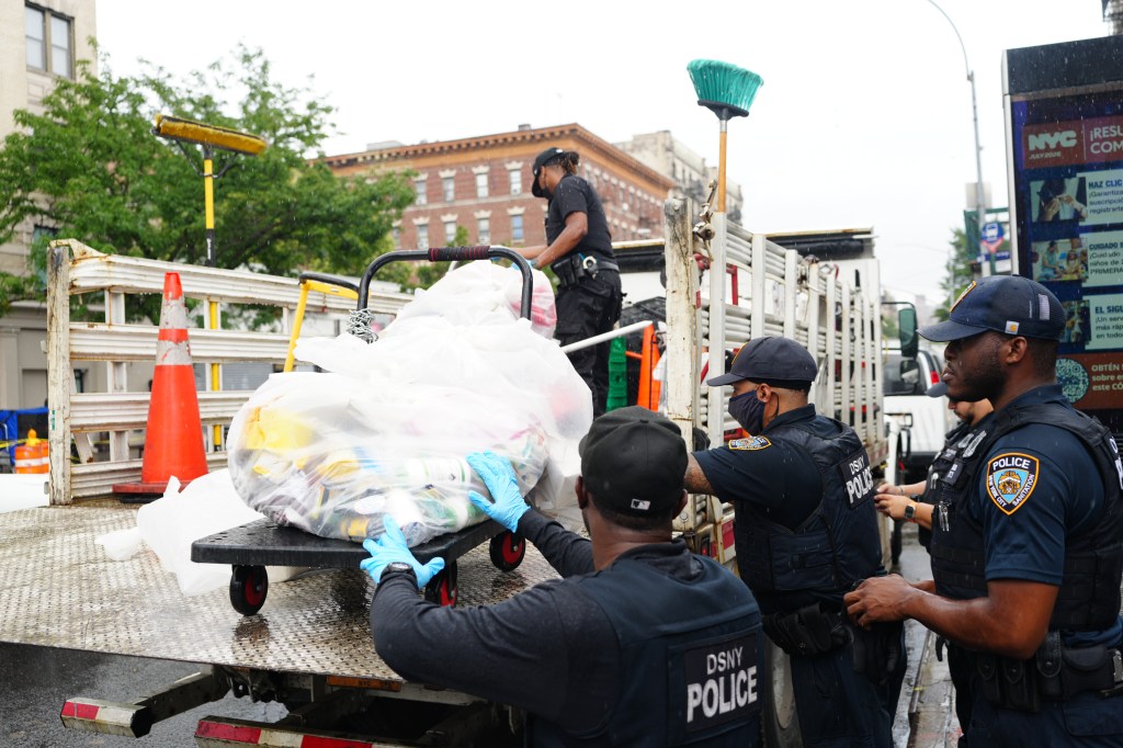 NYPD bust up open-air prescription pill market, sending dealers running with their stashes