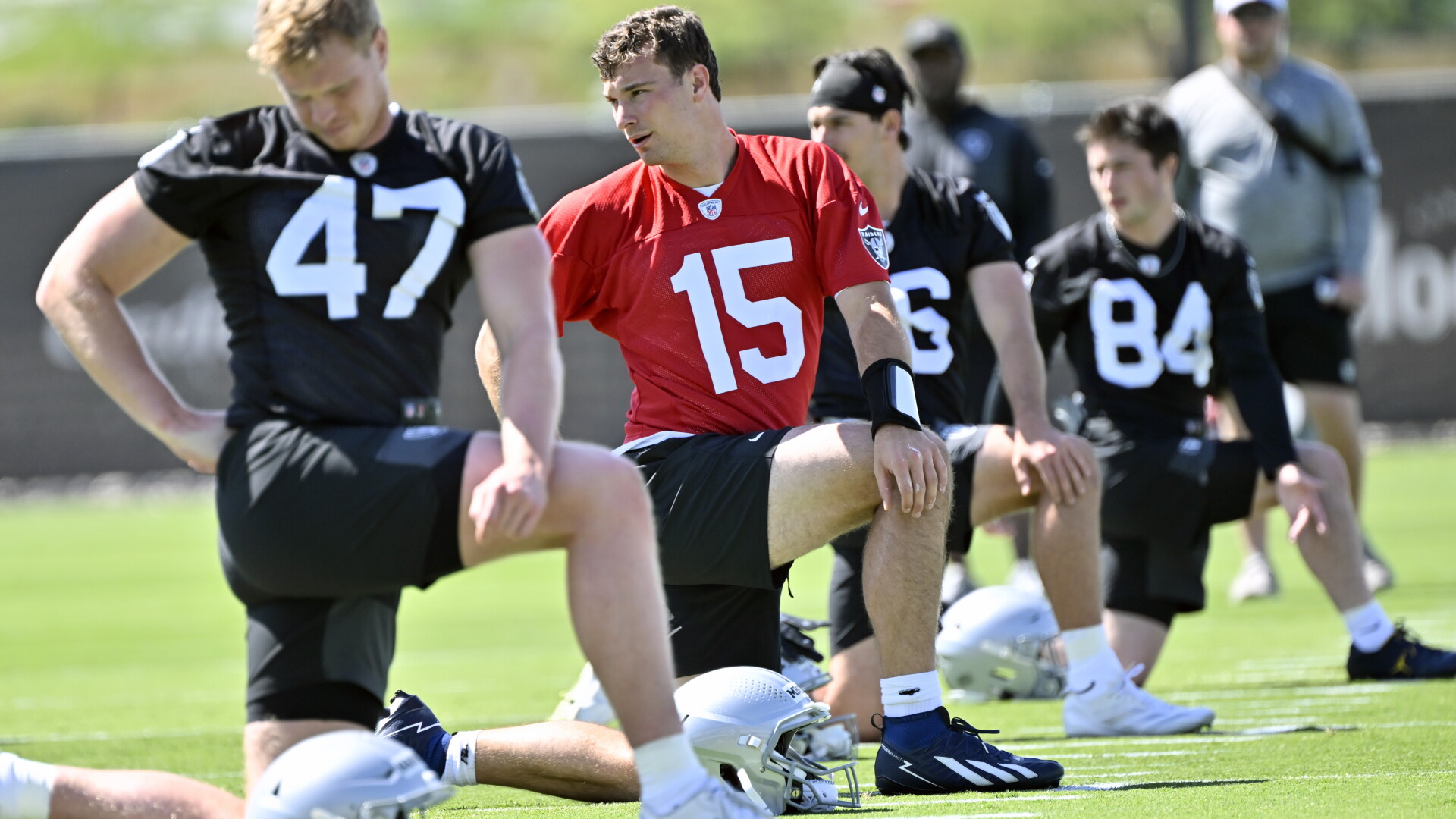 Raiders are expected to sprinkle first-team reps for quarterback Fernando Mendoza