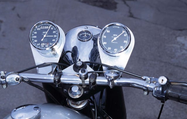 1960 Norton Dominator gauges