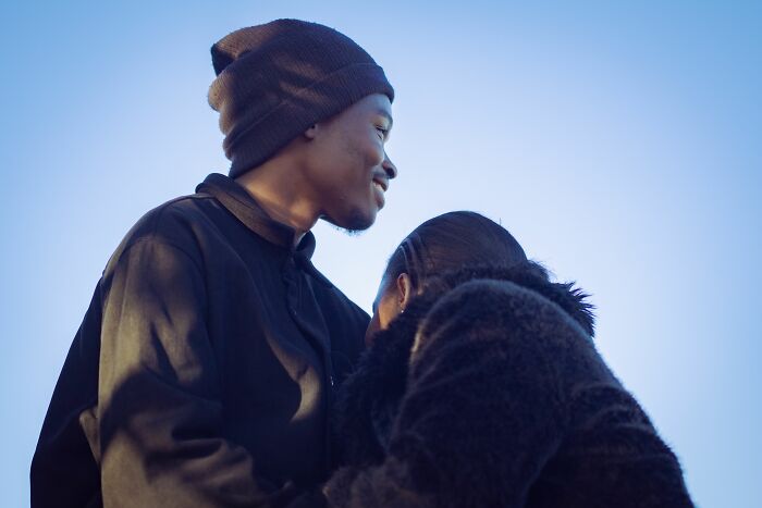 57 People Reveal The Sneaky Red Flags That Prove Someone’s Kindness Is Just An Act