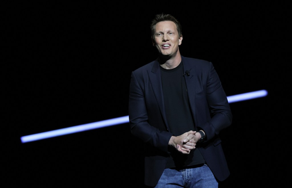FILES-US-ENTERTAINMENT-PARAMOUNT-WARNER-ANTITRUST