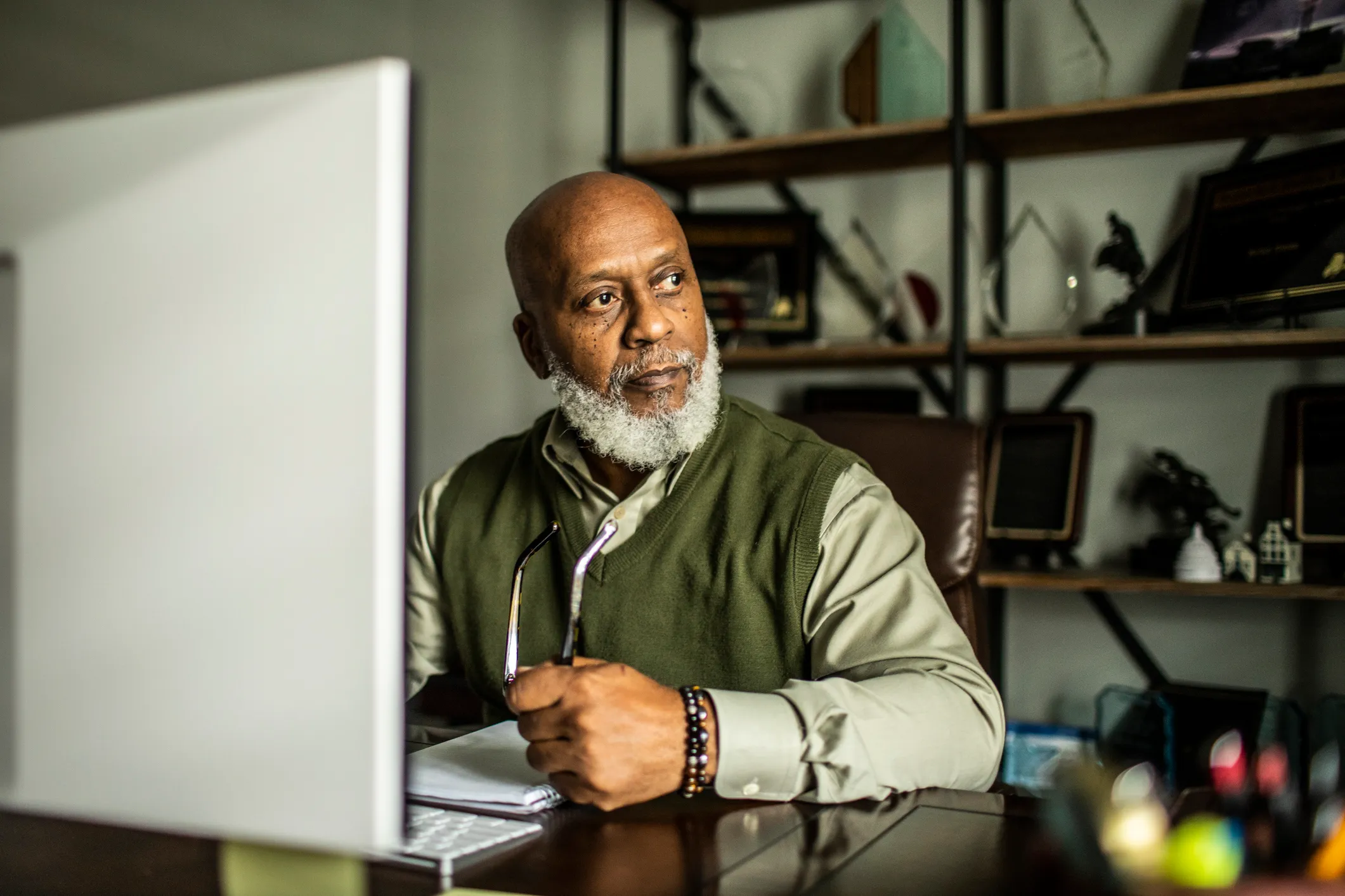 The 'still working' RMD exception that can delay 401(k) withdrawals — but not IRA withdrawals