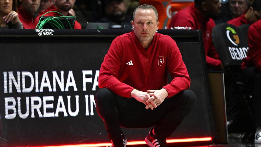 Indiana Offers Sweet-Shooting 2028 Big Man Hudson Hatch