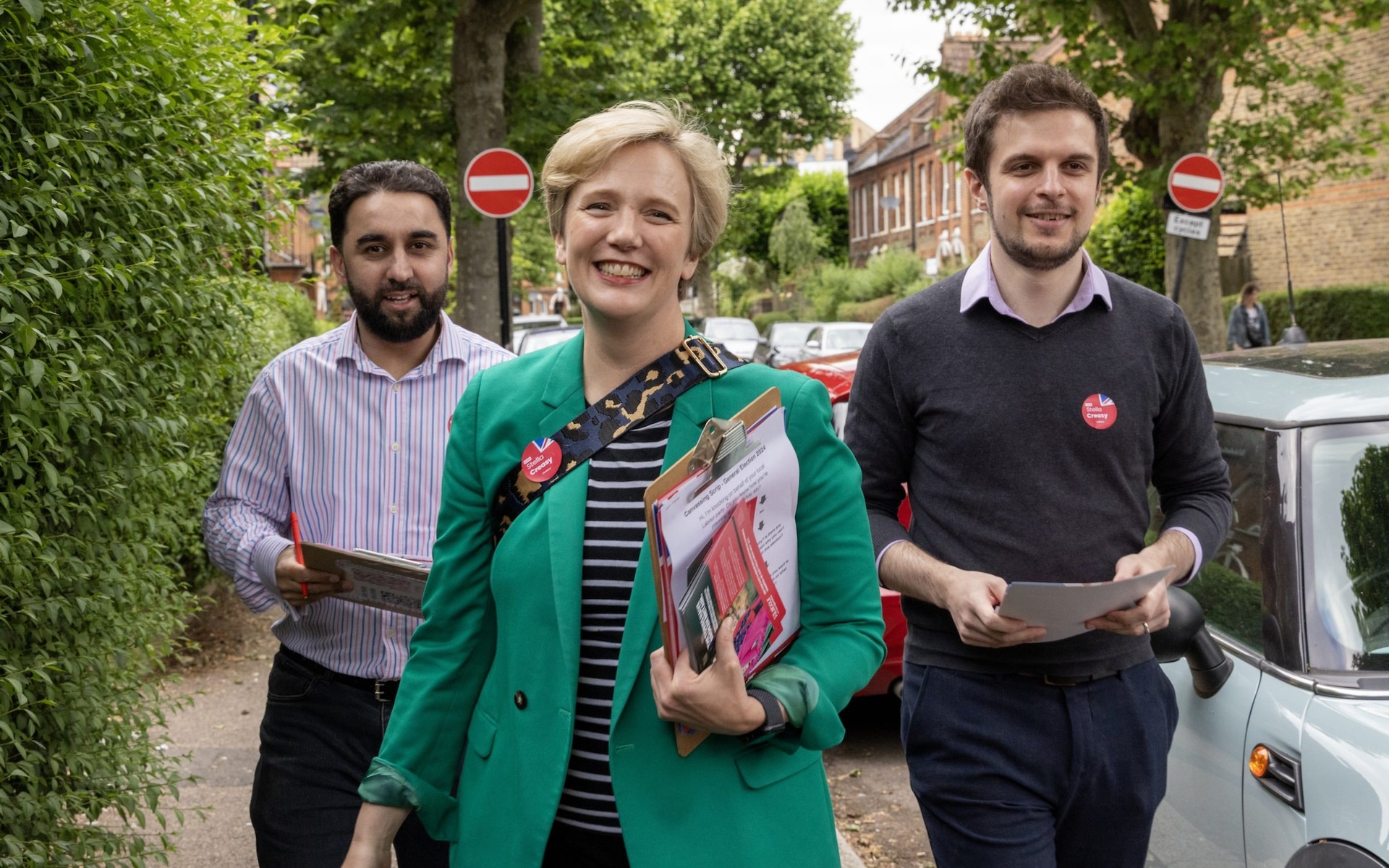 Labour MP mocked for suggesting parakeet in park may be lost parrot