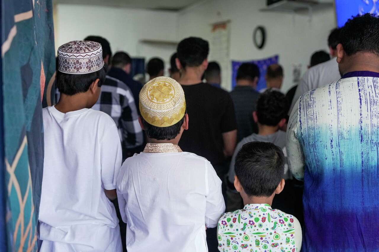 La Porte mosque proposal sparks online backlash. Here's why worshippers called police.
